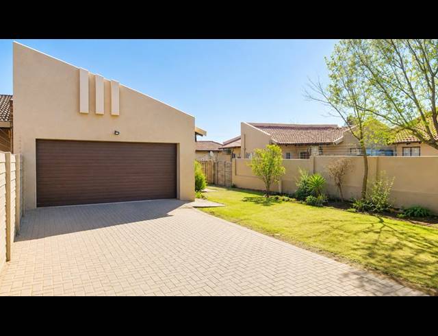 3 BEDROOM HOUSE FOR SALE IN SECUNDA